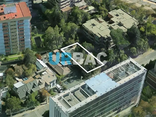 Local Comercial en Vitacura · Av. Vitacura / Av. Kennedy — foto 4
