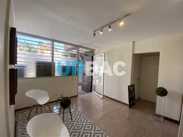 Local Comercial en Vitacura · Av. Vitacura / Av. Kennedy — foto 5